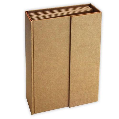 Cardboard en carton