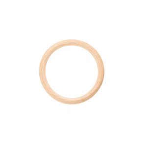 Les anneaux en bois de 5,6 cm offrent une base polyvalente pour de nombreux projets créatifs.